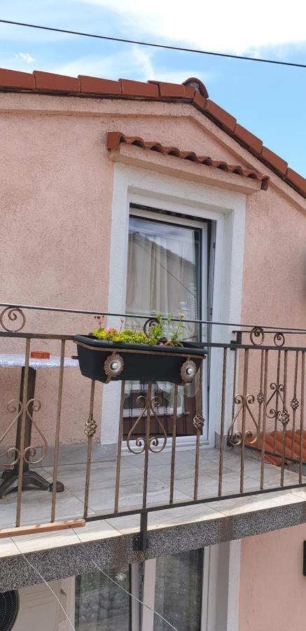 Apartment Monica Senj  Εξωτερικό φωτογραφία